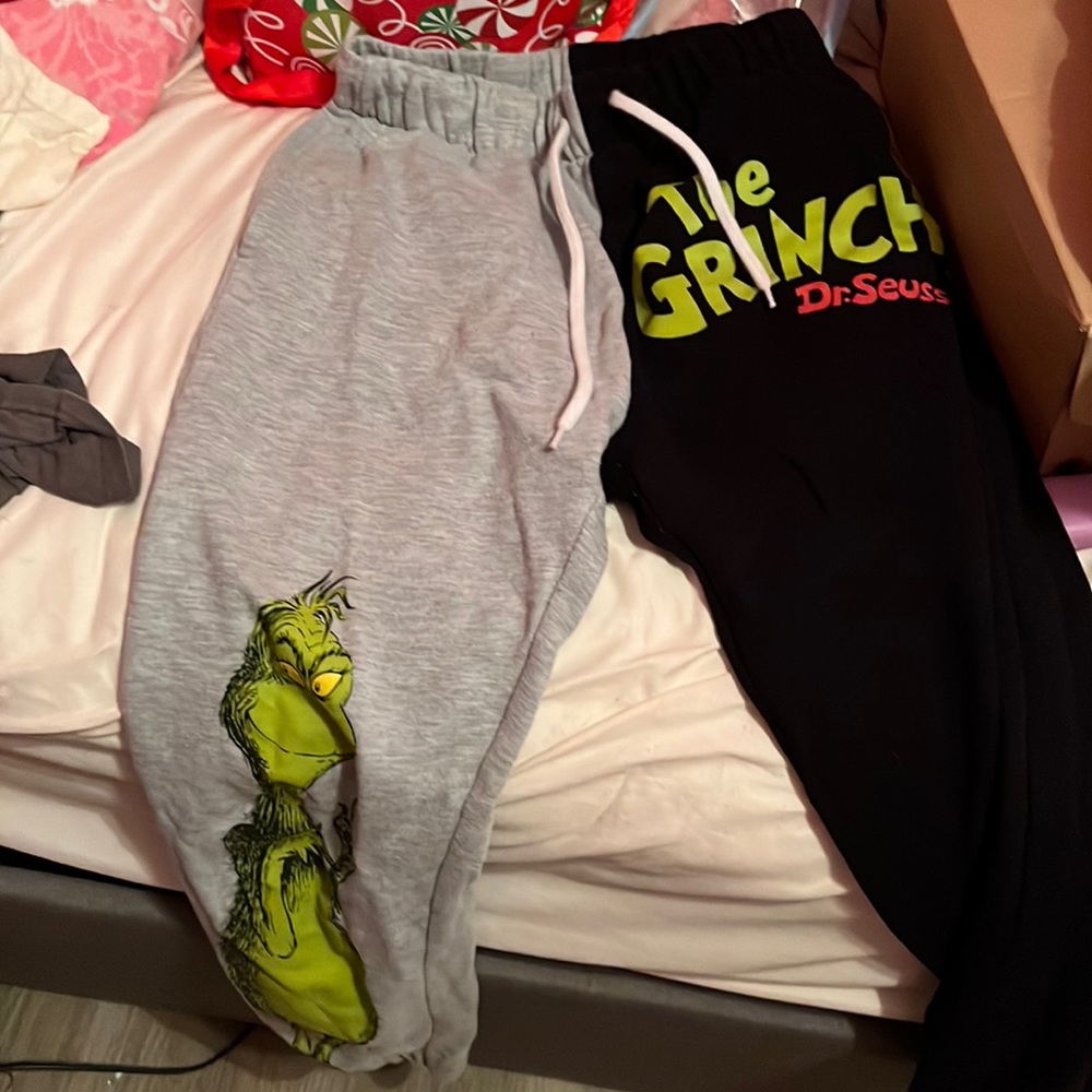 Grinch pants